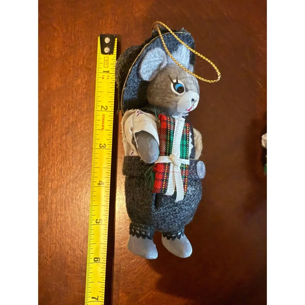 Vintage christmas mr & mrs mouse dressed‎ for the holiday ornaments couple